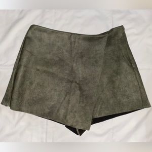 Boutique Velvet Skort